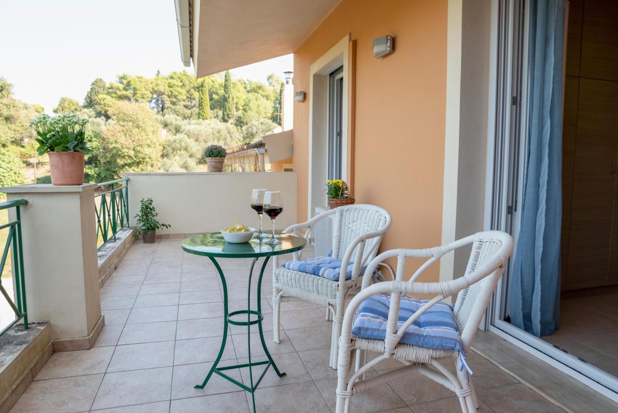 Solari Hill Maisonette Two Private Parking Alepou Екстер'єр фото